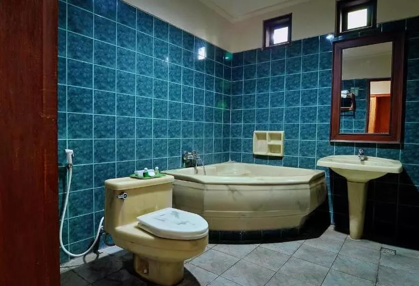 Dewi Sinta Hotel And Restaurant