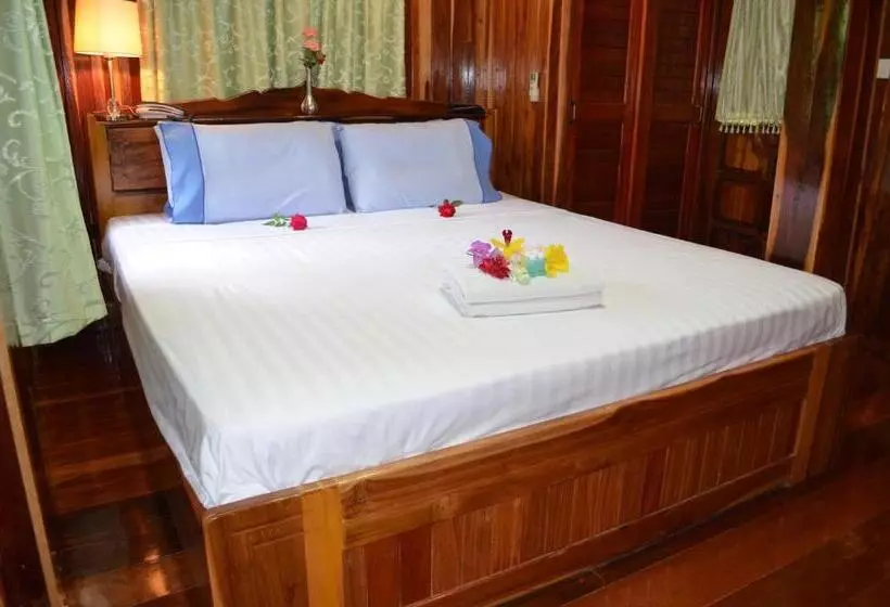 Home Stay Stc Bed And Breakfast