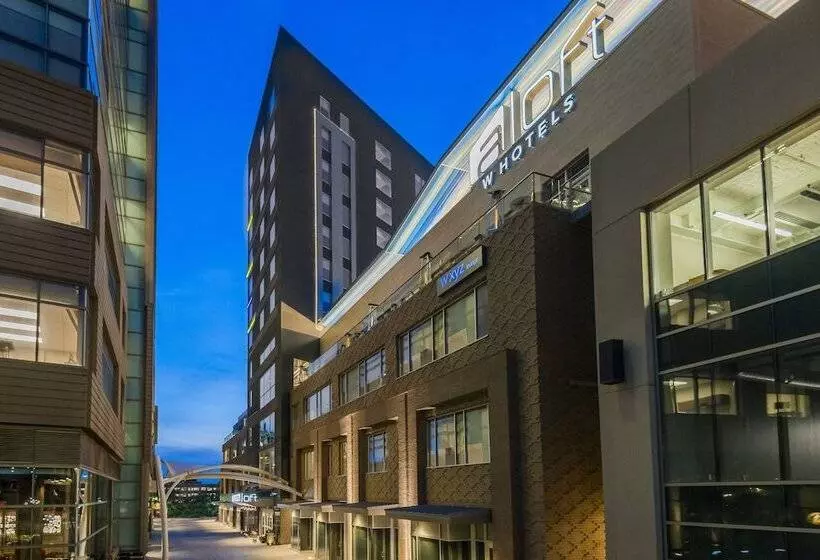 Hotel Aloft Greenville Downtown