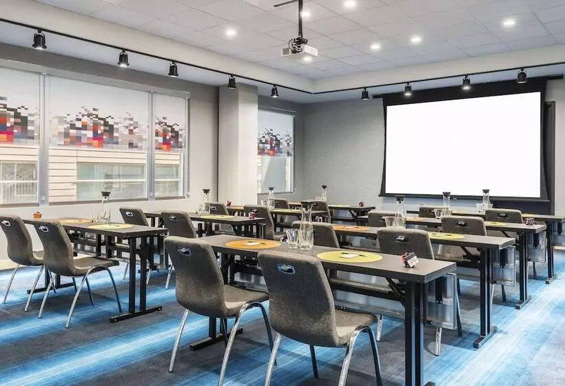 Hotel Aloft Greenville Downtown