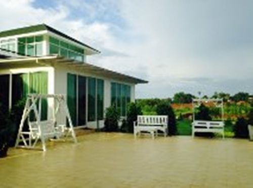 בית מלון כפרי Aurora Resort