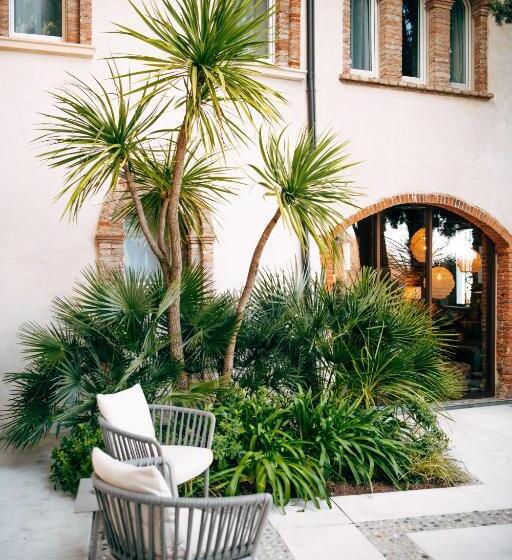 Отель Borgo Il Mezzanino