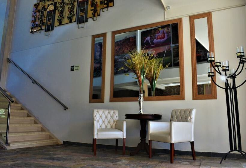 هتل Boutique El Poblado