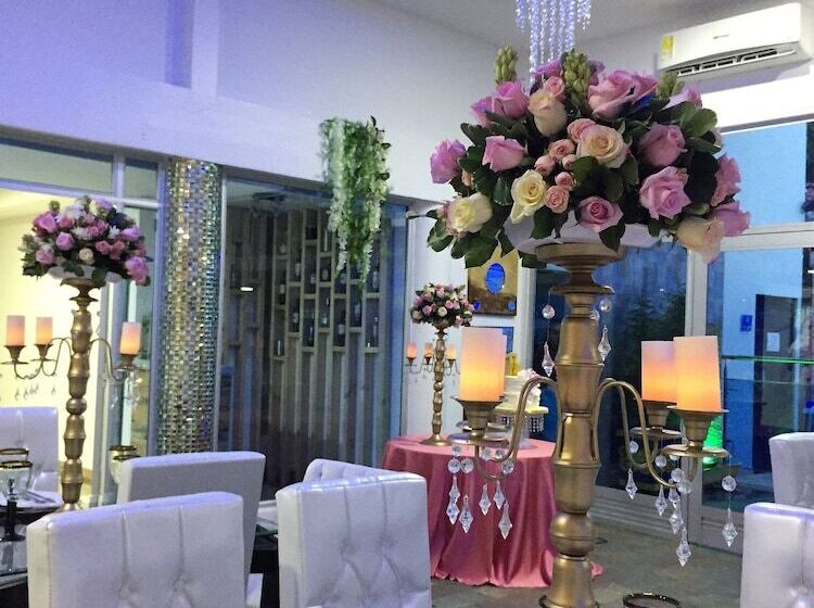 هتل Boutique El Poblado