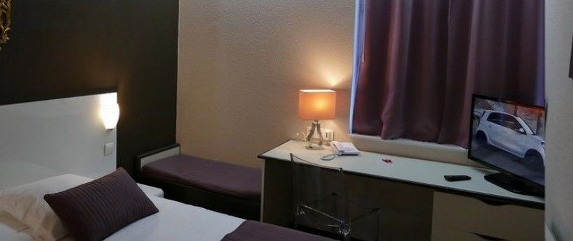 هتل Hôtel Du Grand Cerf