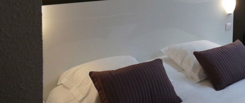 هتل Hôtel Du Grand Cerf