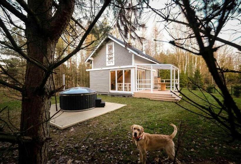 ホテル Kozi Gród Pokoje I Domki Na Kaszubach