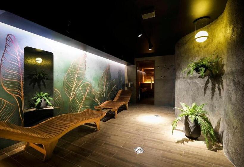 ホテル Kozi Gród Pokoje I Domki Na Kaszubach