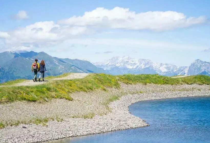 בית מלון כפרי Landal Katschberg