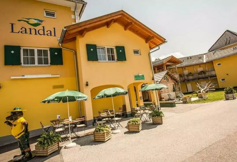 בית מלון כפרי Landal Katschberg