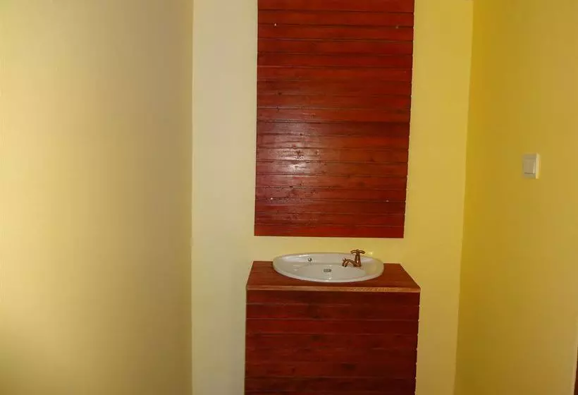 בית מלון כפרי Melati Resort &