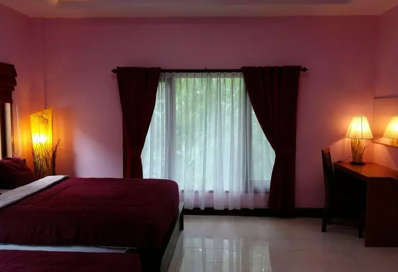 בית מלון כפרי Melati Resort &