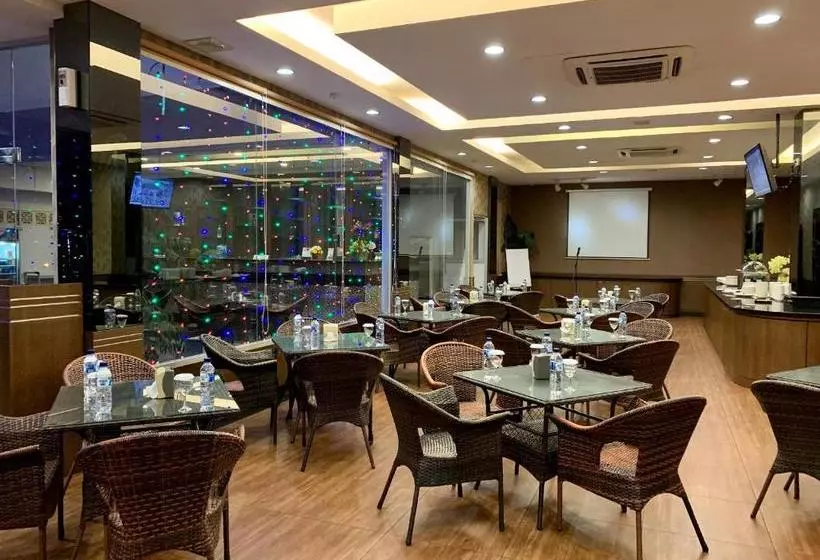 בית מלון כפרי Os Edukits Fka Venesia