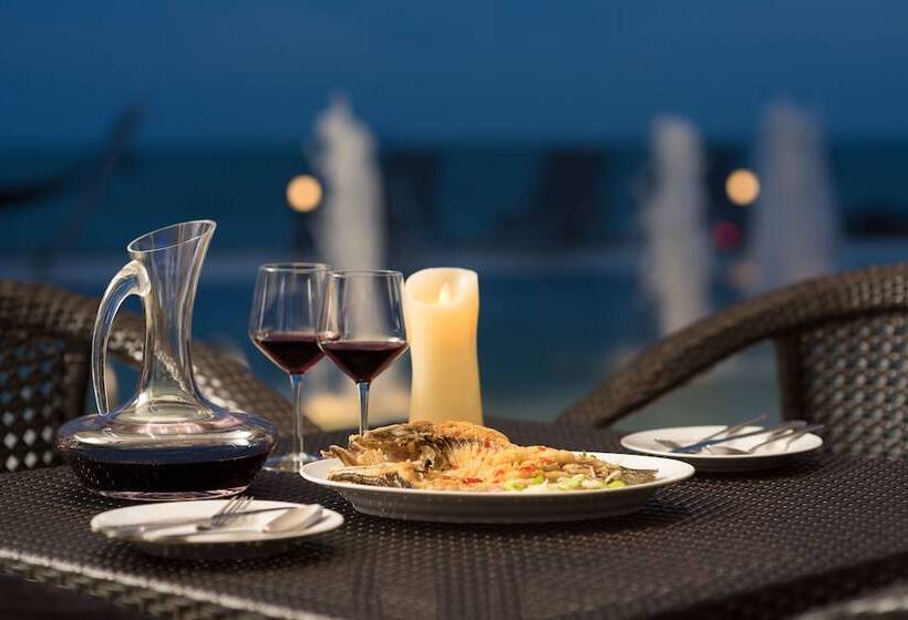 فندق Rodina Beach