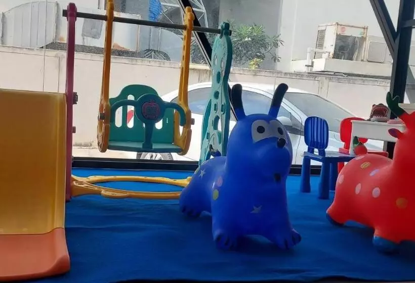 בית מלון כפרי Rodina Beach