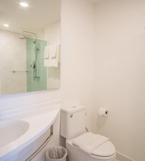 فندق Rodina Beach