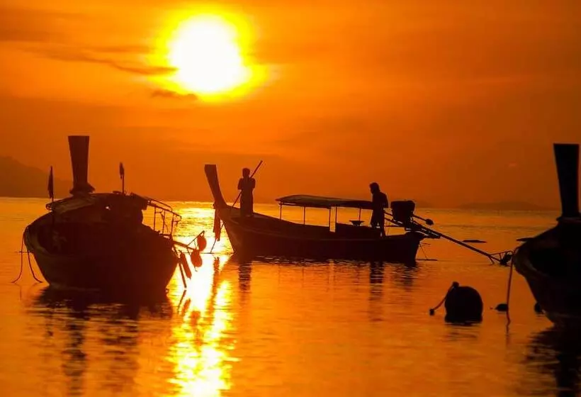 Отель Salisa Resort