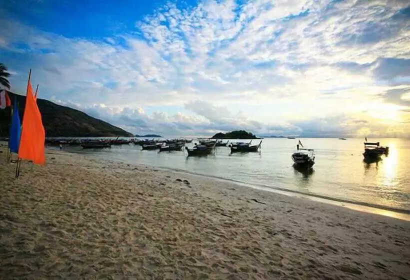 Отель Salisa Resort