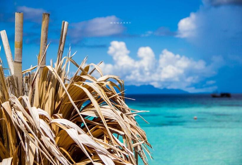 ホテル Salisa Resort