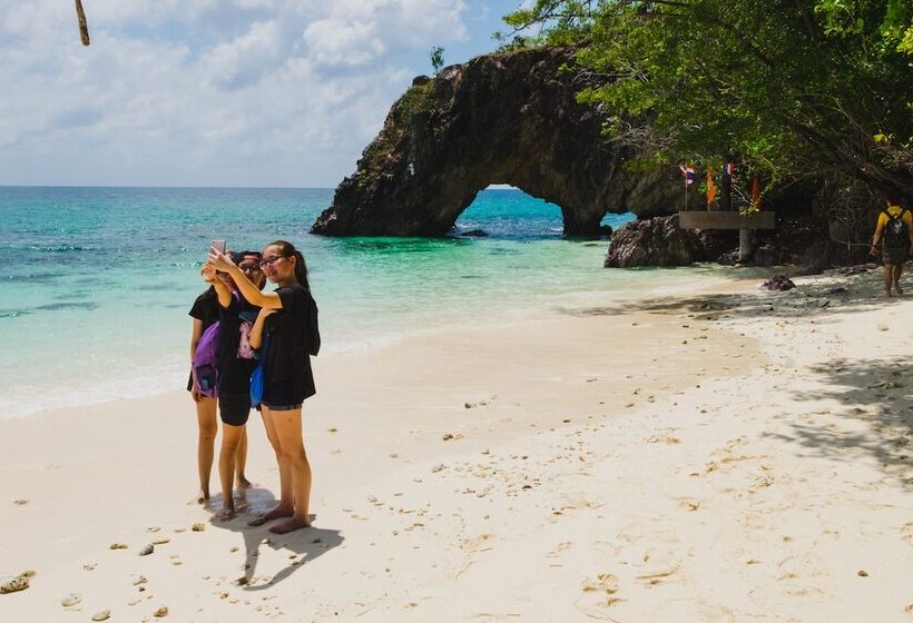 ホテル Salisa Resort