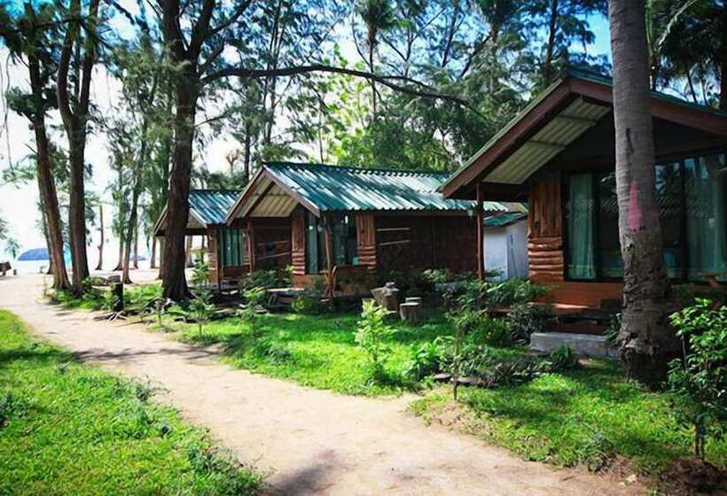 ホテル Salisa Resort