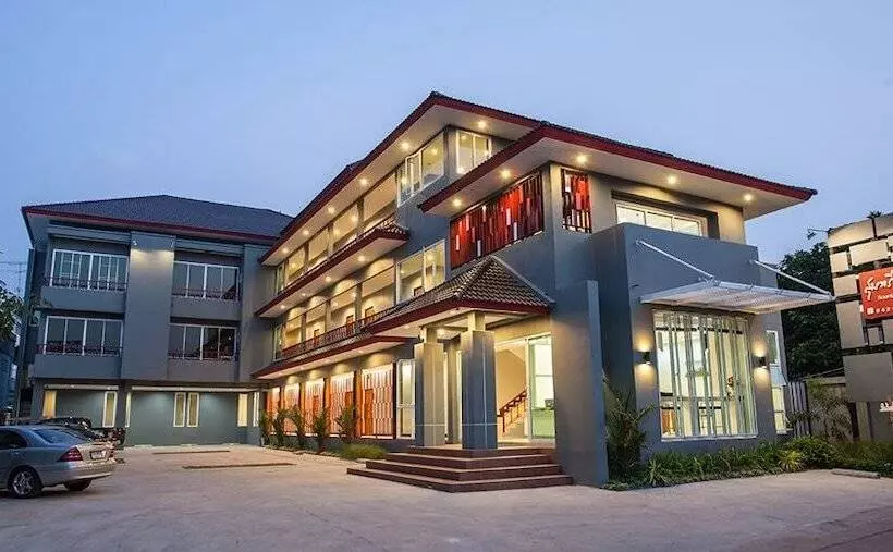 ホテル Soontree House