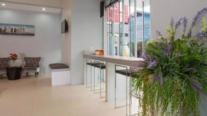 ホテル Soontree House