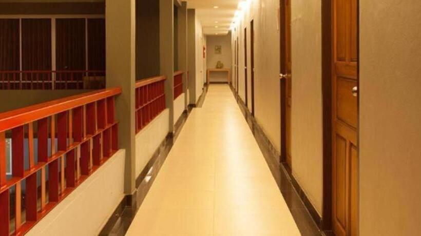 ホテル Soontree House