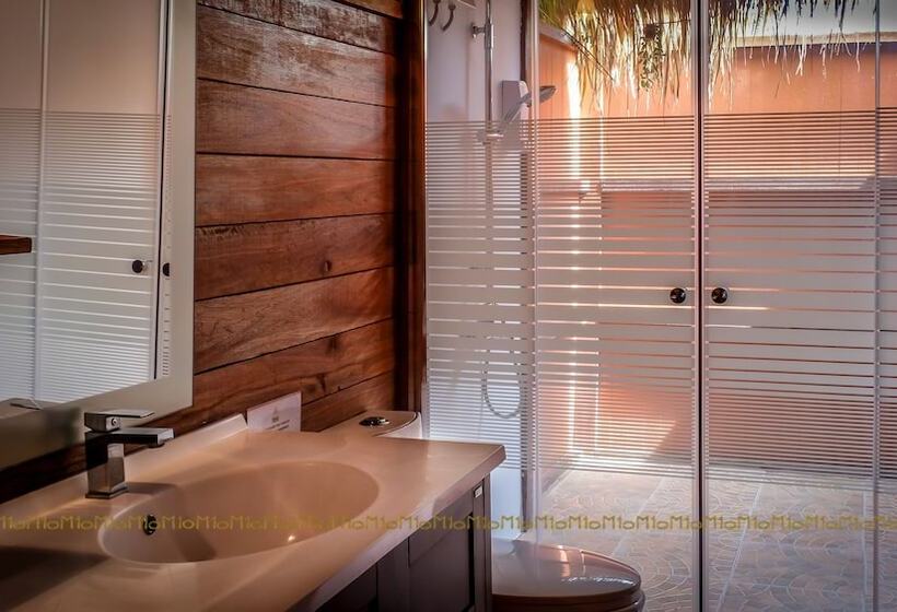 Отель Ten Moons Lipe Resort