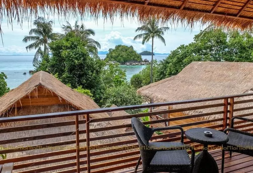 فندق Ten Moons Lipe Resort