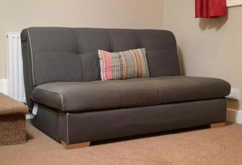 Отель The Britannia Inn & Waves Restaurant