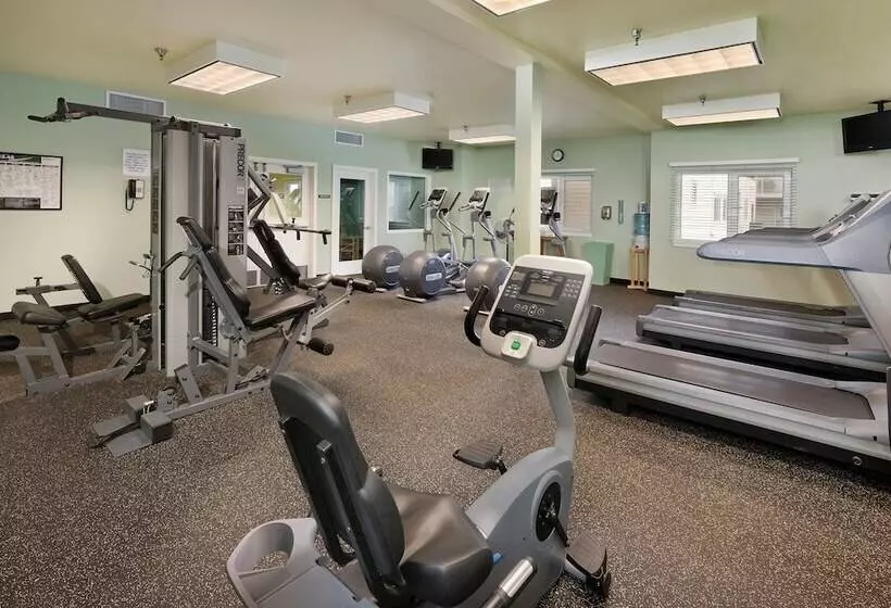 בית מלון כפרי Worldmark Long Beach