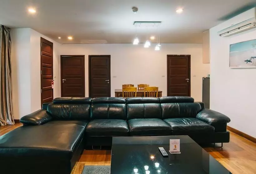 Icheck Inn Residences Patong