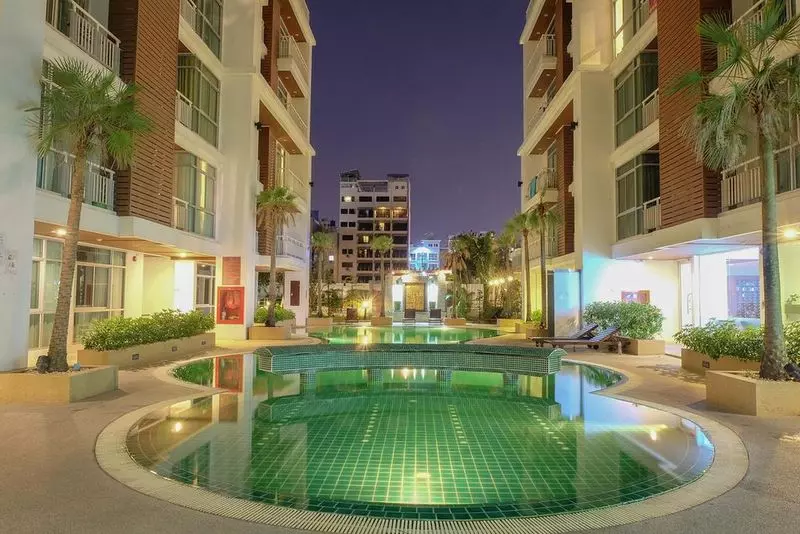 Icheck Inn Residences Patong