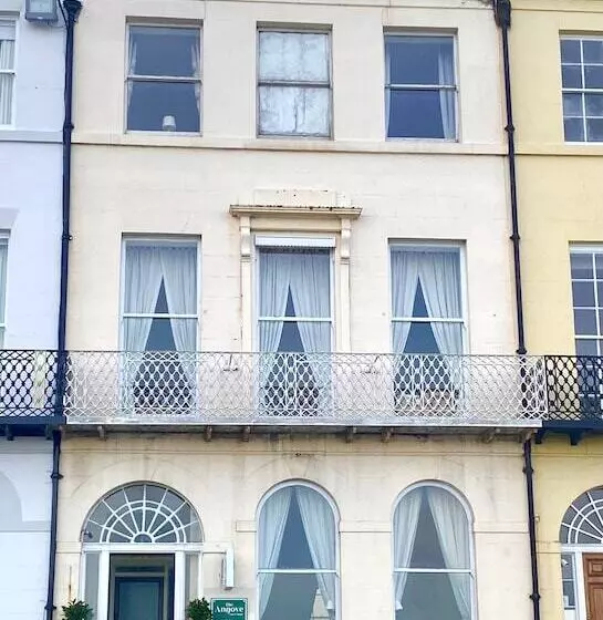 膳宿费 The Angove