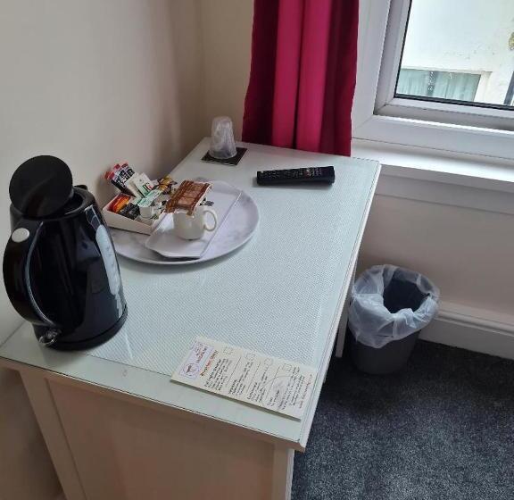 بنسيون The Sanderling