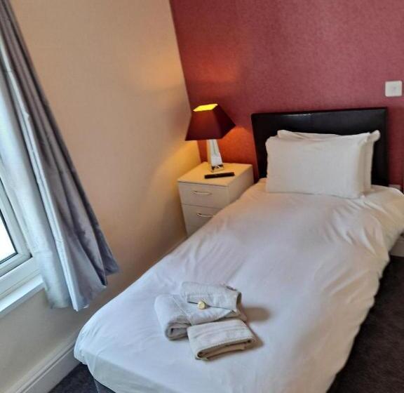 بنسيون The Sanderling