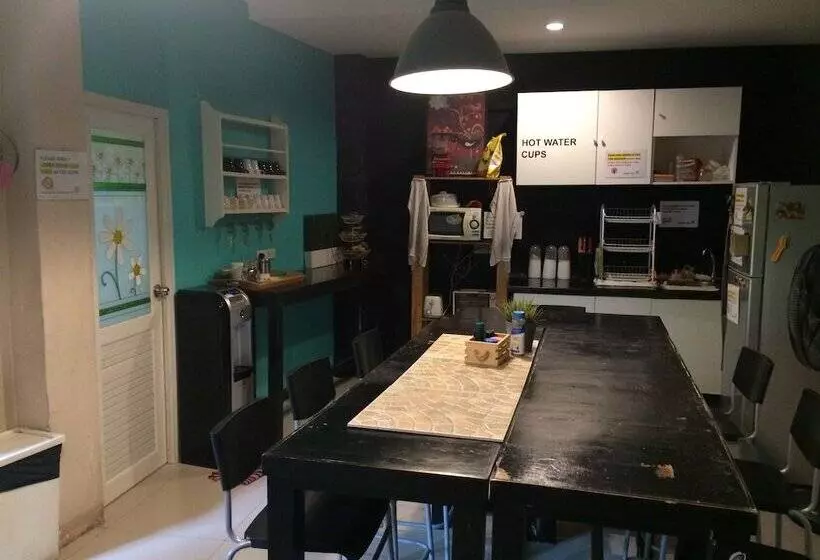 هاستل Vx The Fifty