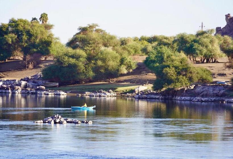 تختخواب و صبحانه Artika Wadi Kiki