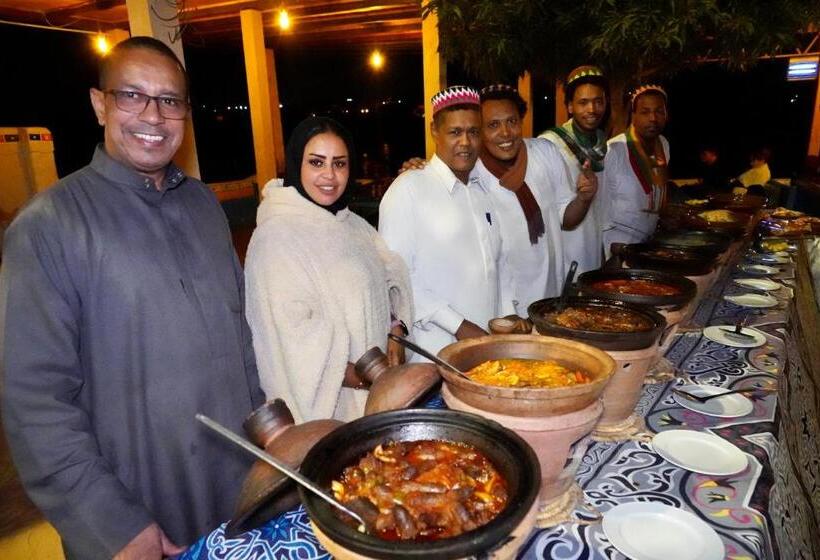 تختخواب و صبحانه Artika Wadi Kiki