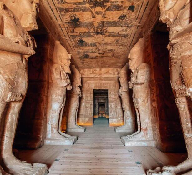 تختخواب و صبحانه Artika Wadi Kiki