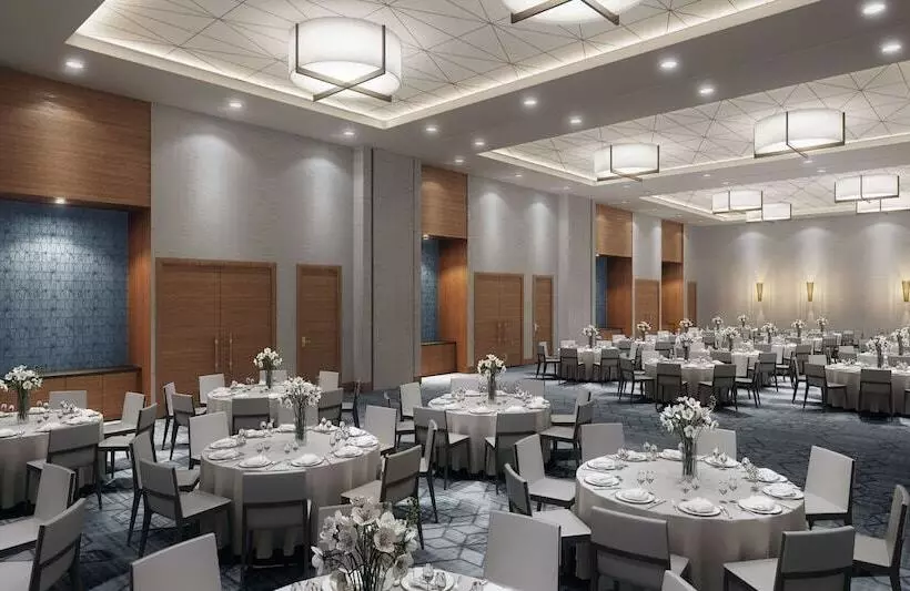 ホテル Embassy Suites By Hilton Asheville Downtown