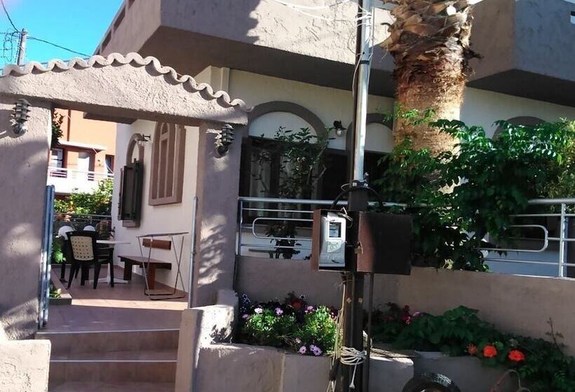 בית מלון כפרי Fotula Studios