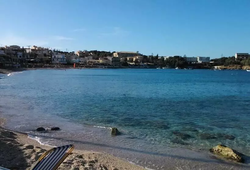 Hotelli Fotula Studios