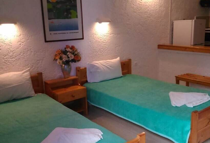 בית מלון כפרי Fotula Studios