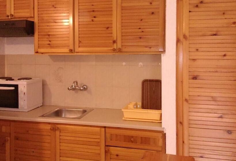 בית מלון כפרי Fotula Studios