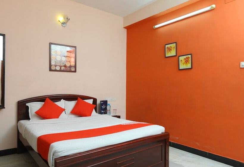 Hotell Oyo 20006 Silverkey T Nagar