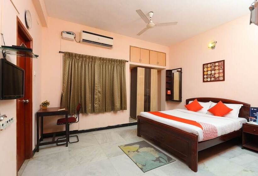 Hotell Oyo 20006 Silverkey T Nagar