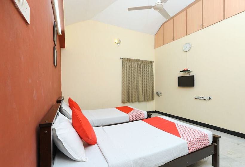 Hotell Oyo 20006 Silverkey T Nagar