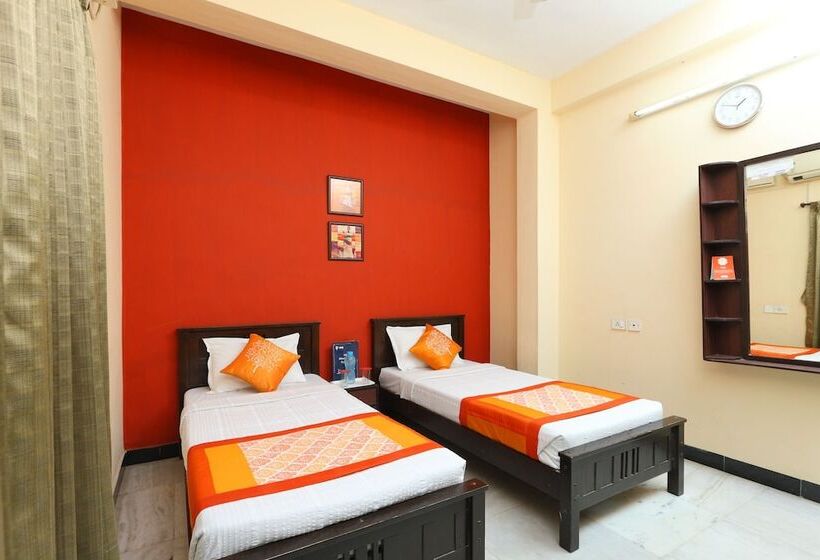 Hotell Oyo 20006 Silverkey T Nagar